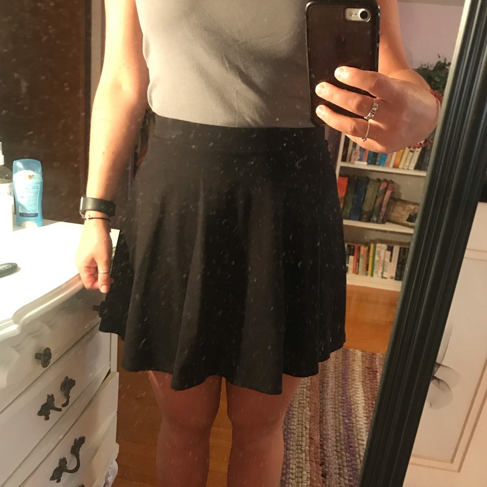 Forever 21 black skirt
